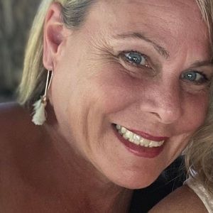 Meet your Posher, Janine